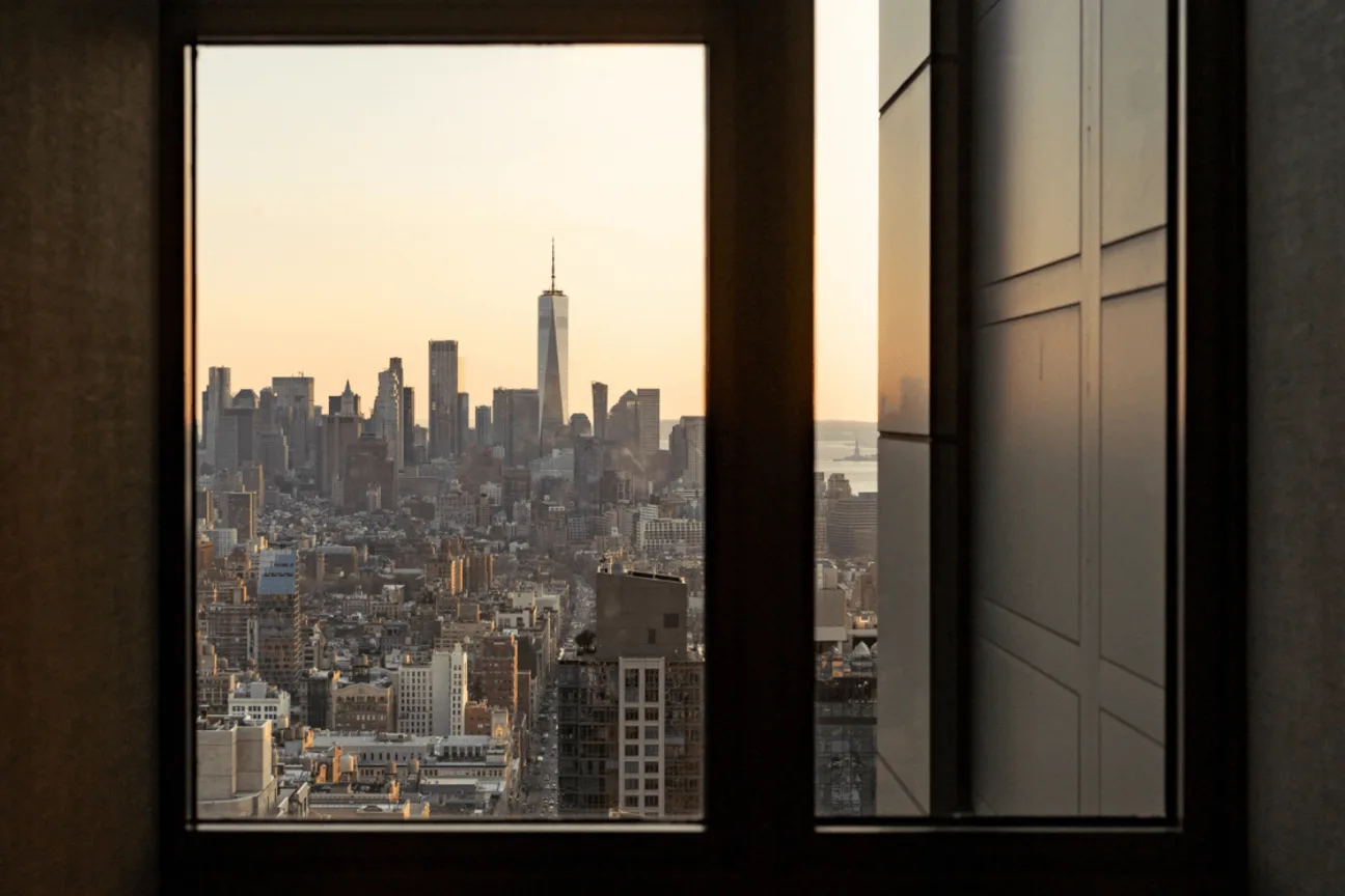 Portfolio tracking and wealth monitoring